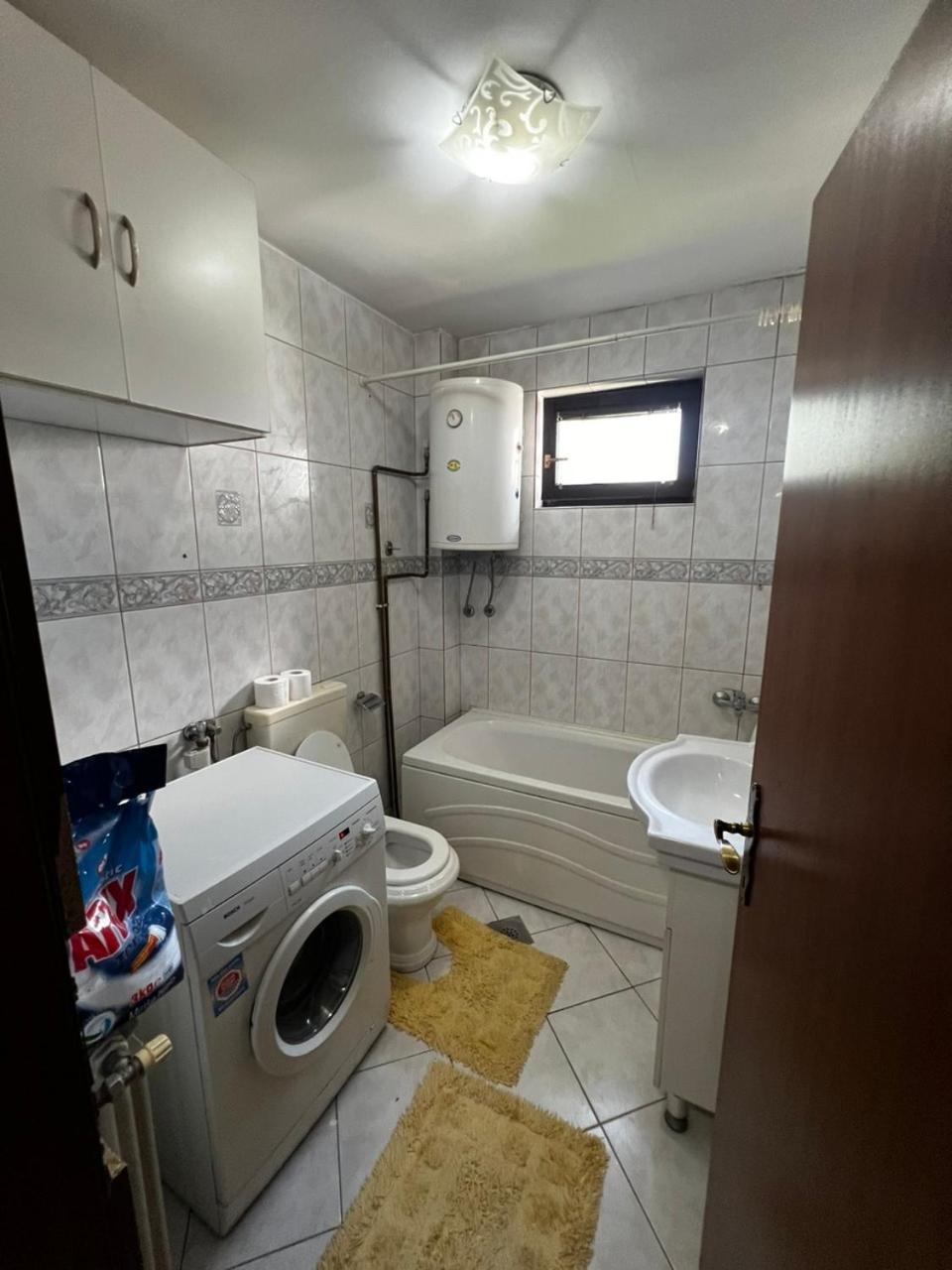 Hostel 图兹拉 外观 照片