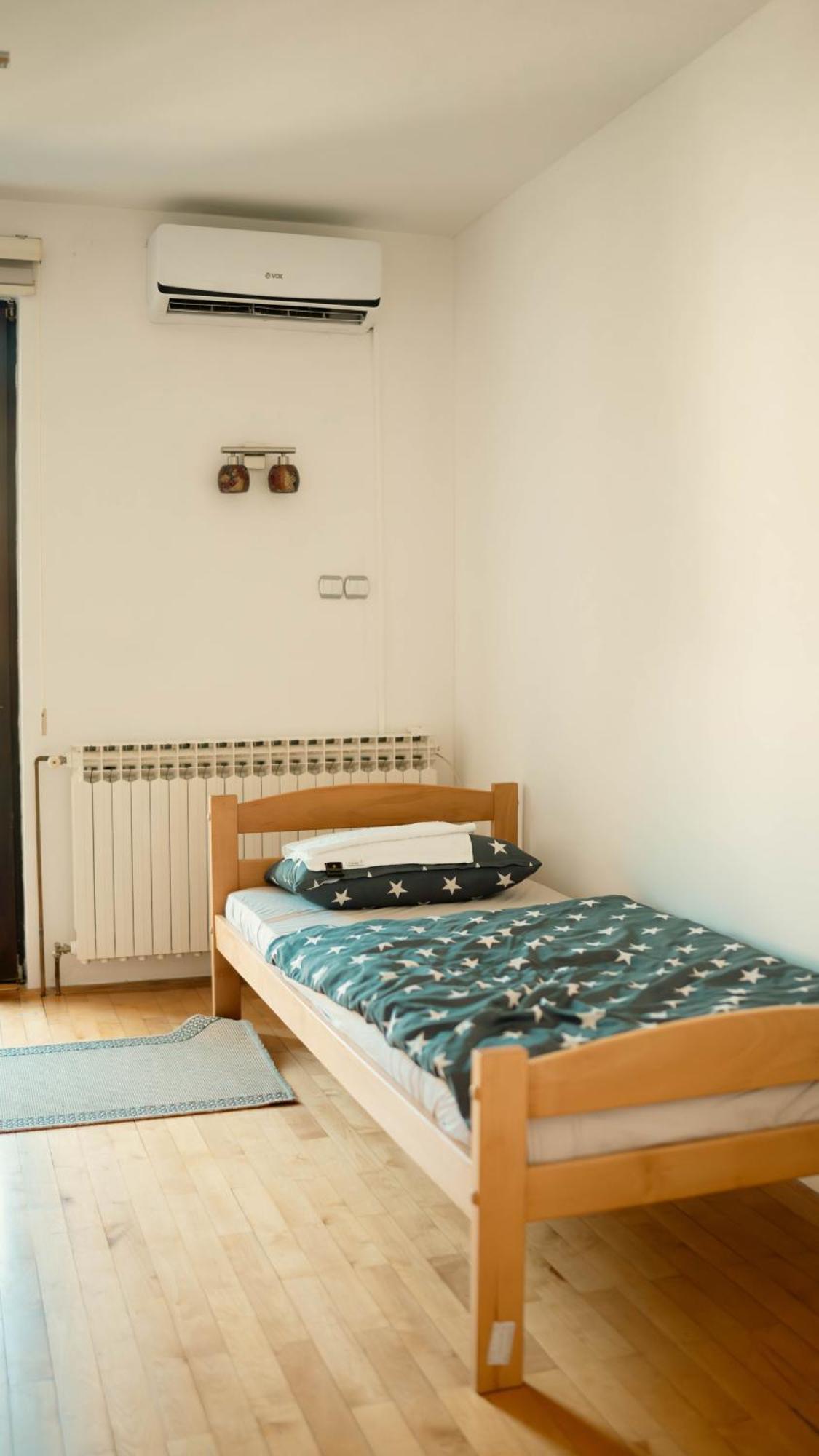 Hostel 图兹拉 外观 照片